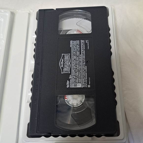 BAMBI VHS Fully Restored Limited Edition Walt Disney - Picture 3 of 3
